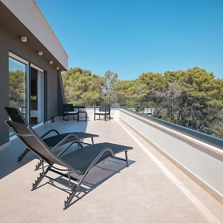Rhapsody In Green - Luxury Villa In Zadar Crno Exteriér fotografie